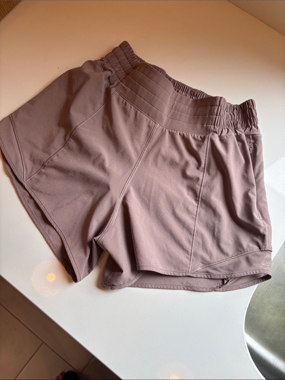 lululemon hotty hot high rise 4”